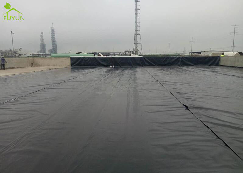 Anti Seepage Geotextile Project 2.0mm HDPE Geomembrane Pond Liner For Sewage Tank